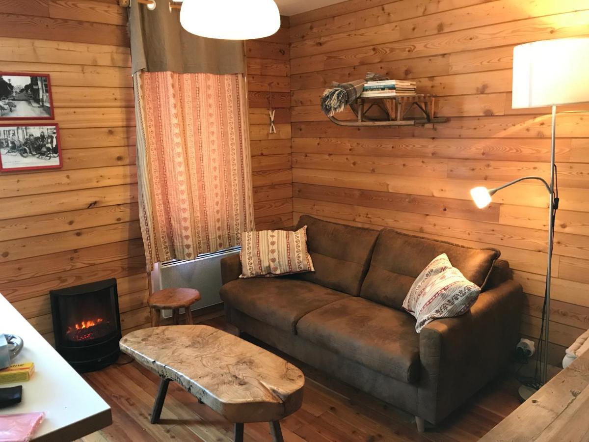 appartement style chalet centre Barcelonnette Extérieur photo